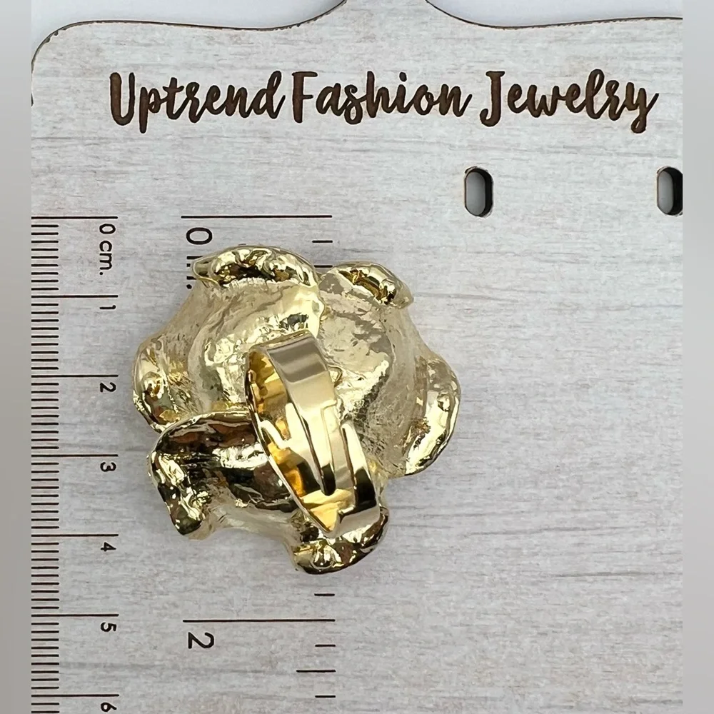 ROSE STATEMENT RING - Picture 6 of 10